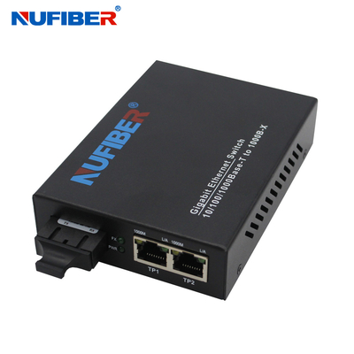 RoHS a approuvé le convertisseur gauche de fibre de mode unitaire de commutateur de l'Ethernet 2