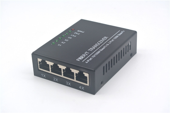 Commutateur d'Ethernet de fibre d'UTP de caisse de fer, 10 commutateur gauche de l'Ethernet 100Mbps 4